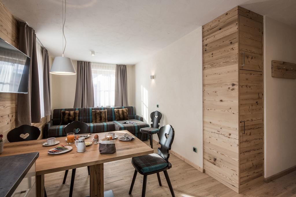 Osti Nicl Apartment San Martino in Badia Exterior photo